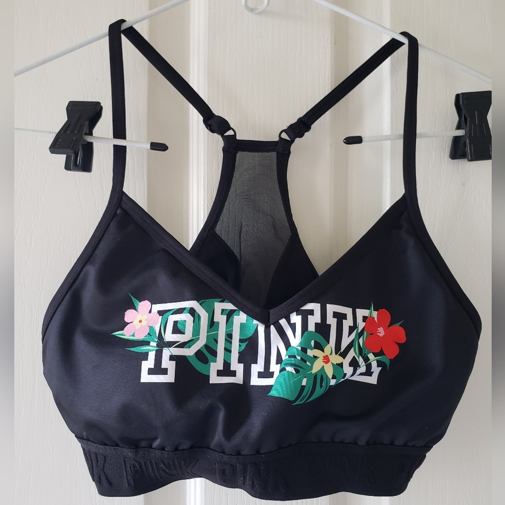 NWOT Victoria's Secret sports bra